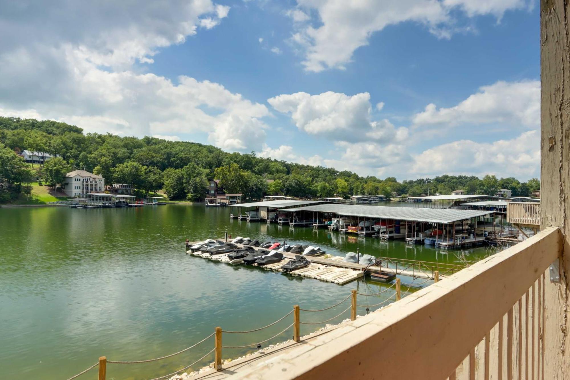 Lakefront Osage Beach Condo With Community Pool 외부 사진