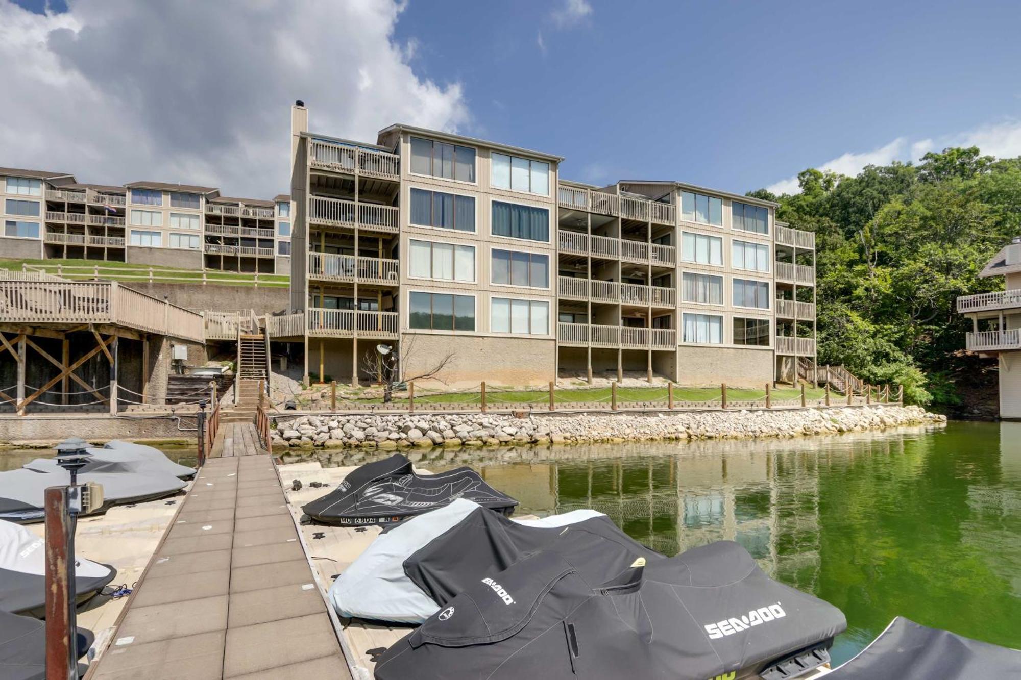 Lakefront Osage Beach Condo With Community Pool 외부 사진